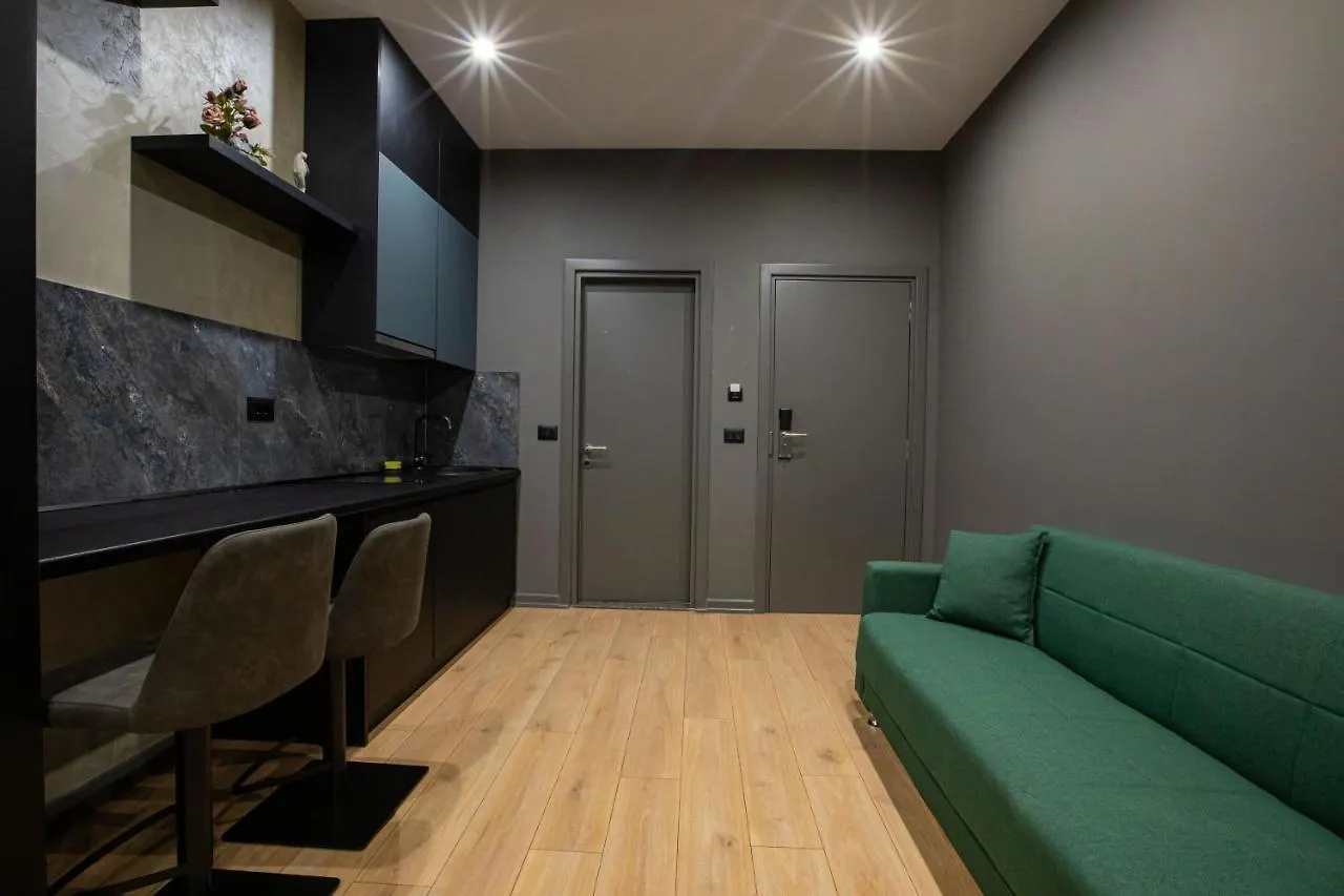 Dea'S Apartaments Tirana Appartamento