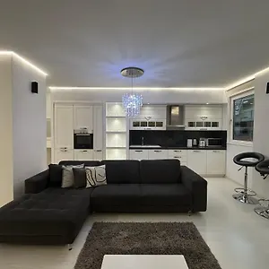 Tam Serviced 2bdr Center No6 Appartamento